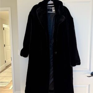 Zara Women's Black Faux Fur Coat